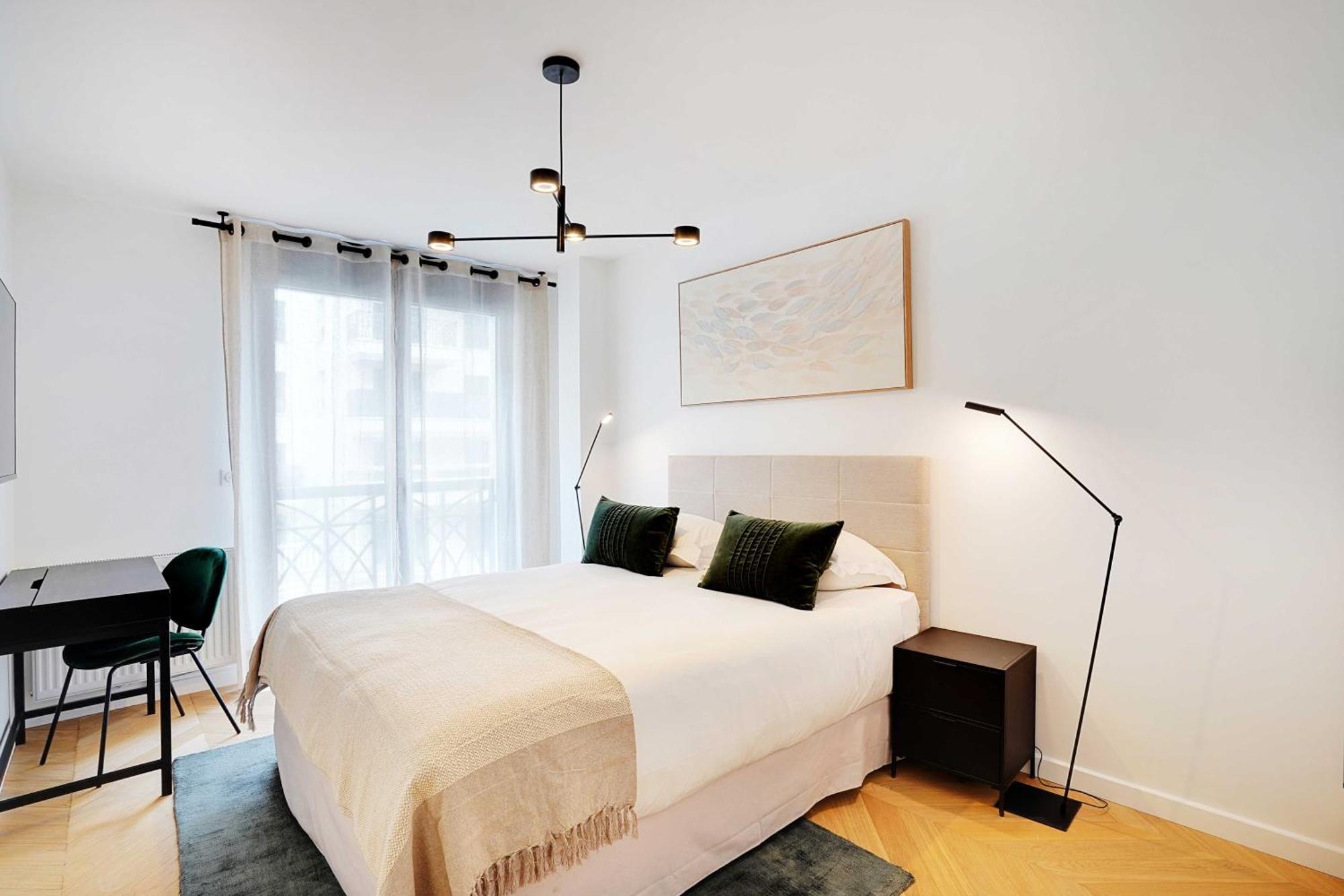 Raffinement Et Confort Dans Cette Residence A Levallois-Perret Zewnętrze zdjęcie