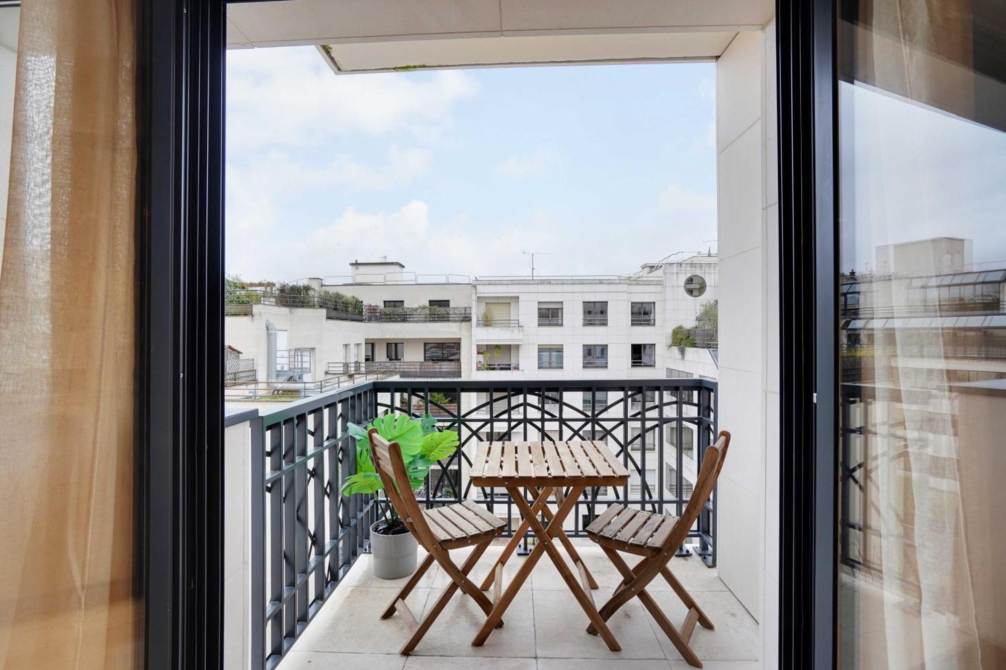 Raffinement Et Confort Dans Cette Residence A Levallois-Perret Zewnętrze zdjęcie